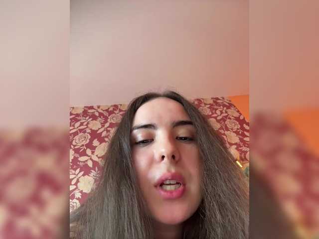 JevaIskraa's BongaCams show and profile