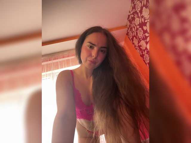 JevaIskraa's BongaCams show and profile