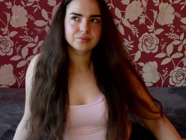 JevaIskraa's BongaCams show and profile