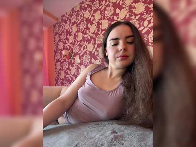 JevaIskraa's BongaCams show and profile