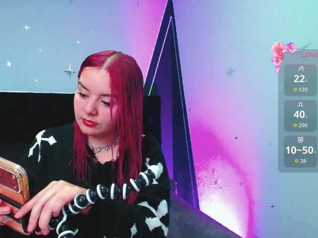 SophiaUniverse's BongaCams show and profile