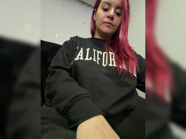 SophiaUniverse's BongaCams show and profile