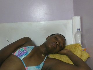 RealTemptress's Live Webcam