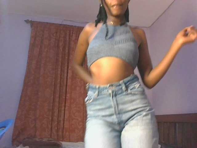 RealTemptress Live Cam on BongaCams