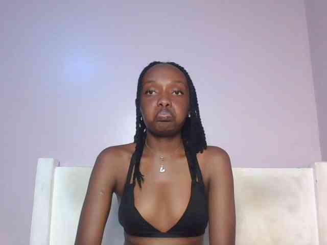 RealTemptress webcam