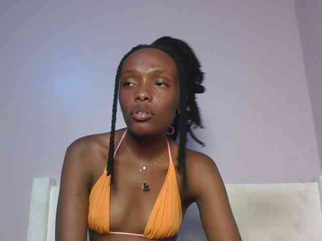 RealTemptress webcam