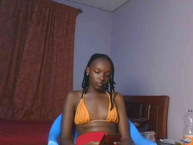 RealTemptress webcam