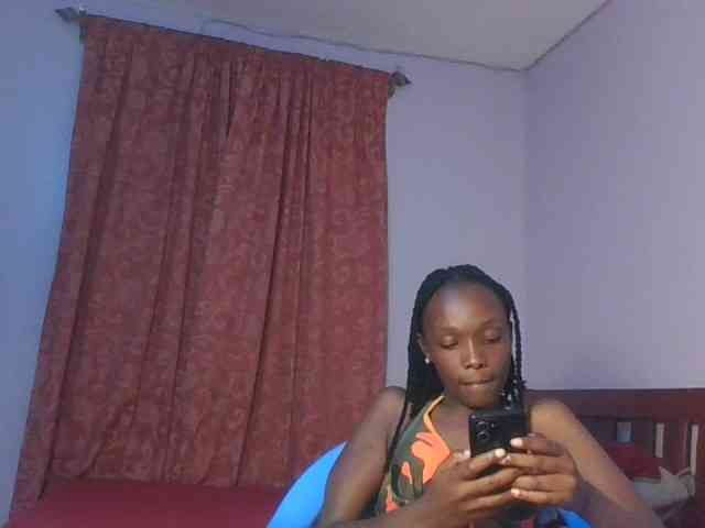 RealTemptress webcam