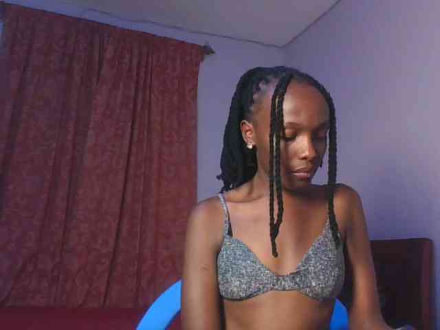 RealTemptress webcam