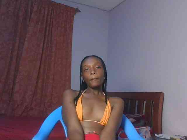 RealTemptress webcam