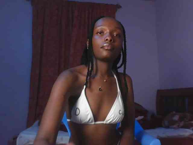 RealTemptress webcam