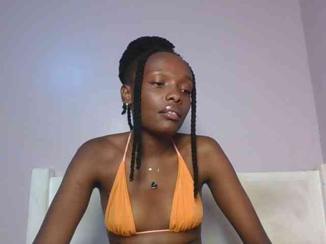 RealTemptress webcam