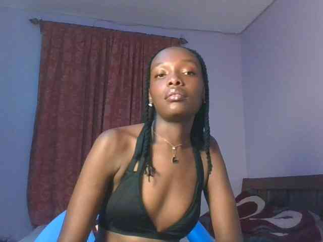 RealTemptress webcam