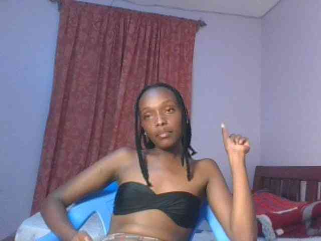 RealTemptress webcam