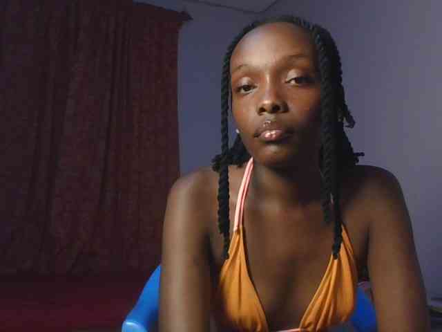 RealTemptress webcam