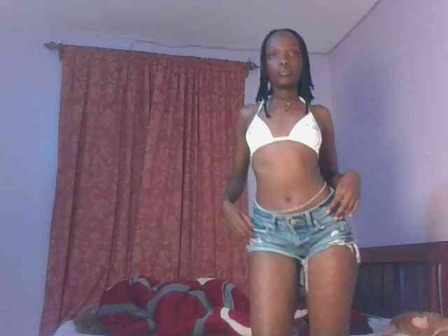 RealTemptress webcam