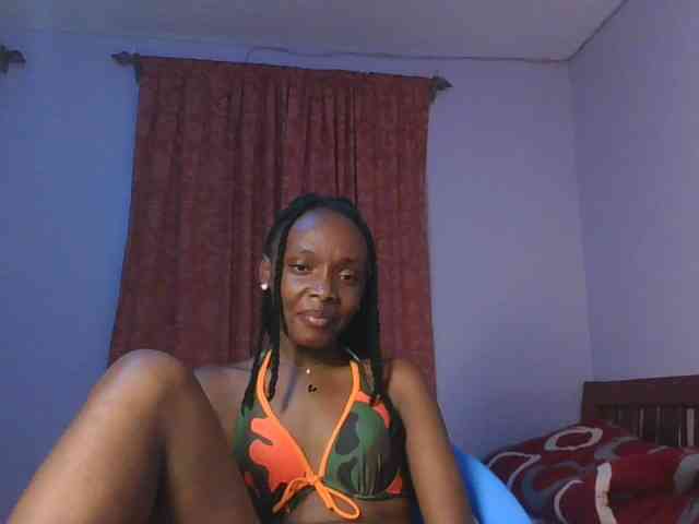 RealTemptress webcam