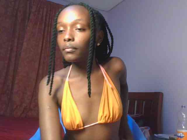 RealTemptress webcam