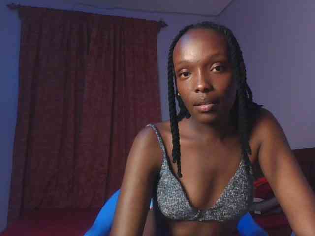 RealTemptress webcam