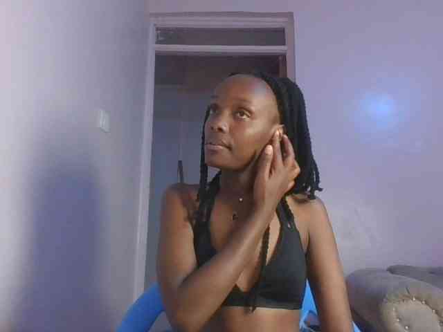 RealTemptress webcam