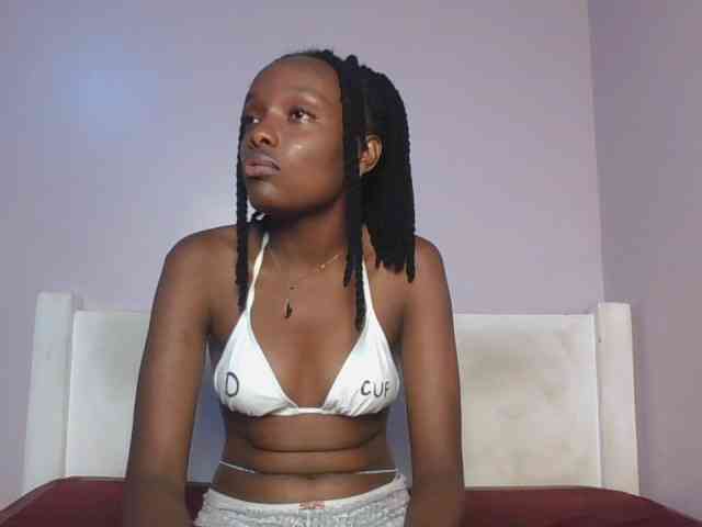 RealTemptress Live Webcam on BongaCams