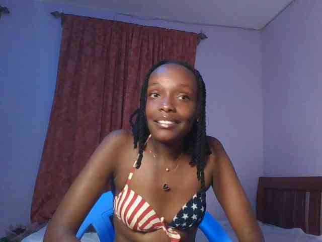 RealTemptress webcam