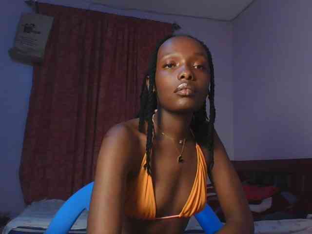 RealTemptress webcam