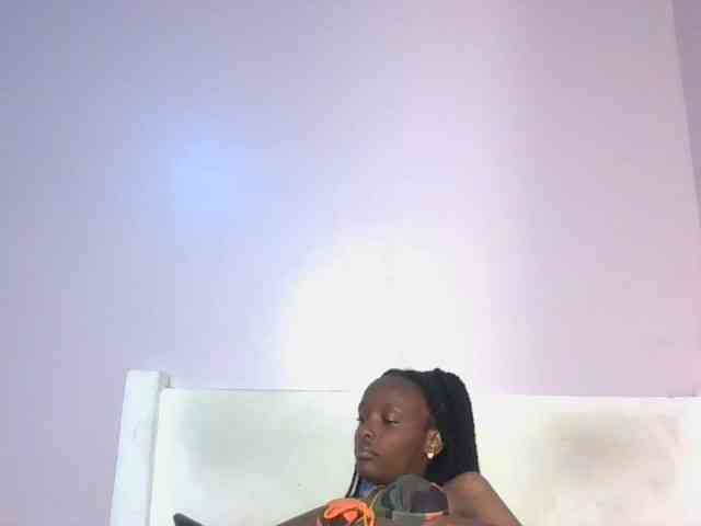 RealTemptress webcam