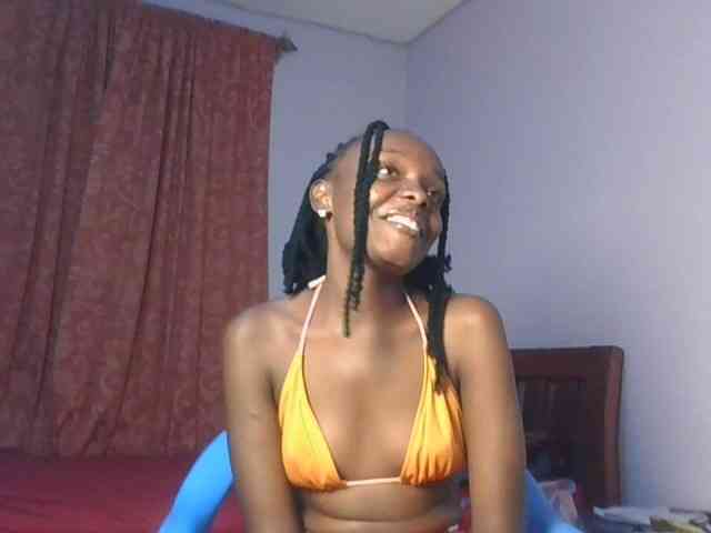 RealTemptress webcam