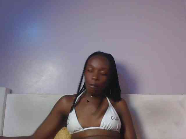 RealTemptress webcam