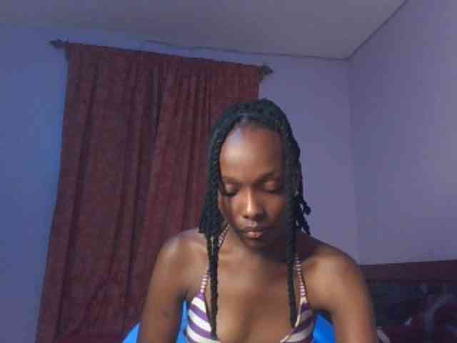 RealTemptress webcam