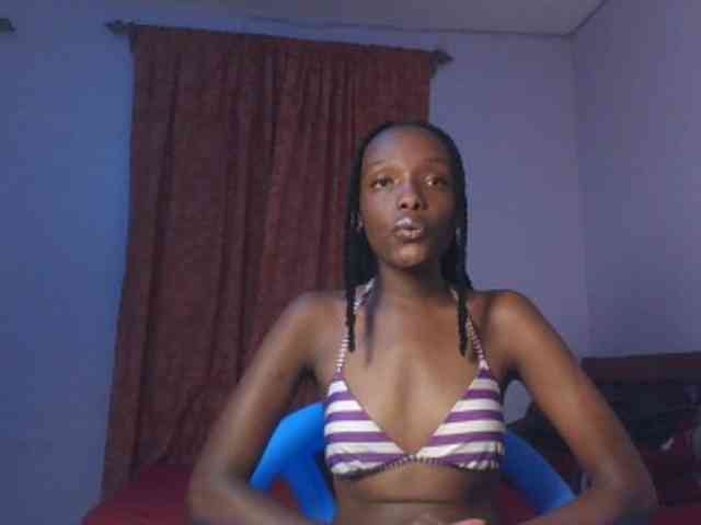 RealTemptress webcam