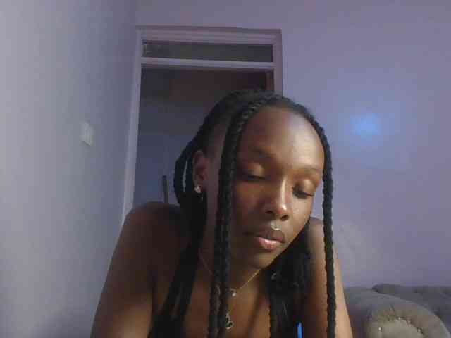 RealTemptress webcam