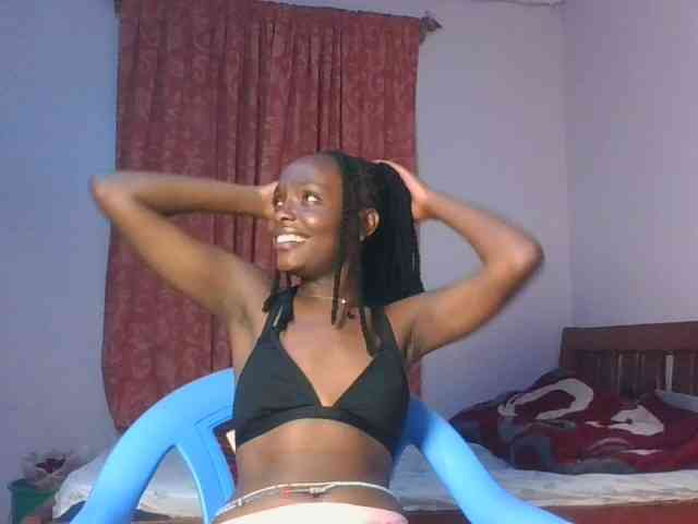 RealTemptress webcam