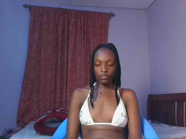 RealTemptress webcam