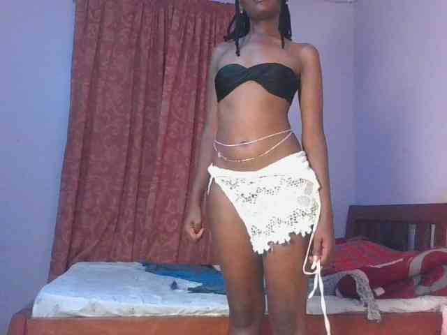 RealTemptress webcam