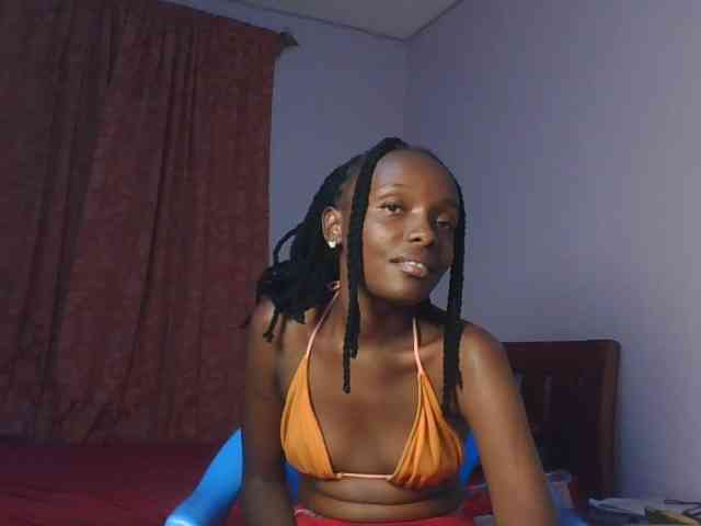 RealTemptress webcam