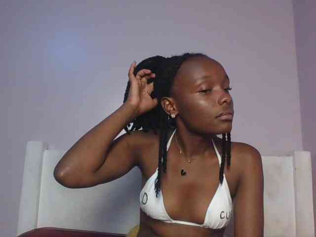 RealTemptress webcam