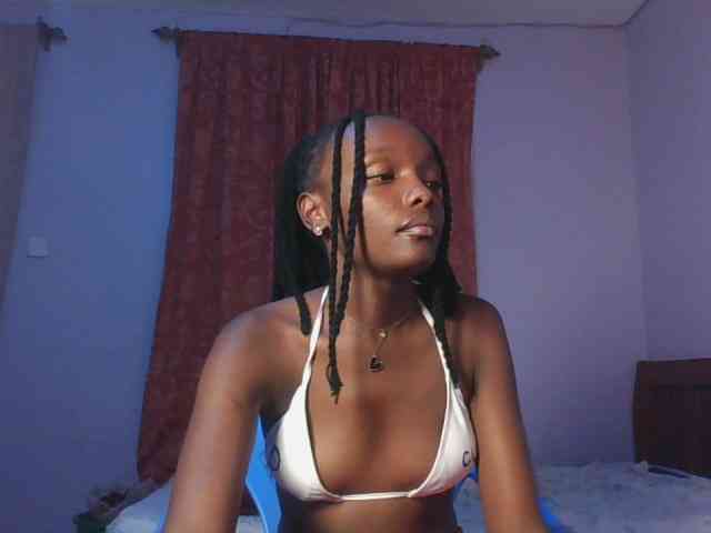 RealTemptress webcam