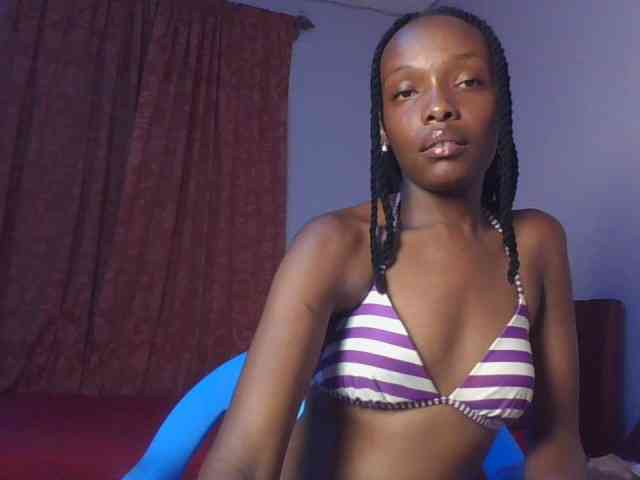 RealTemptress webcam