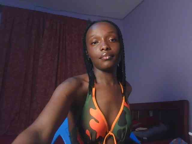 RealTemptress webcam