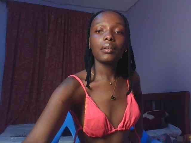 RealTemptress webcam