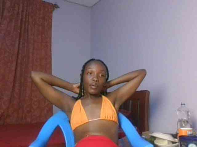 RealTemptress webcam