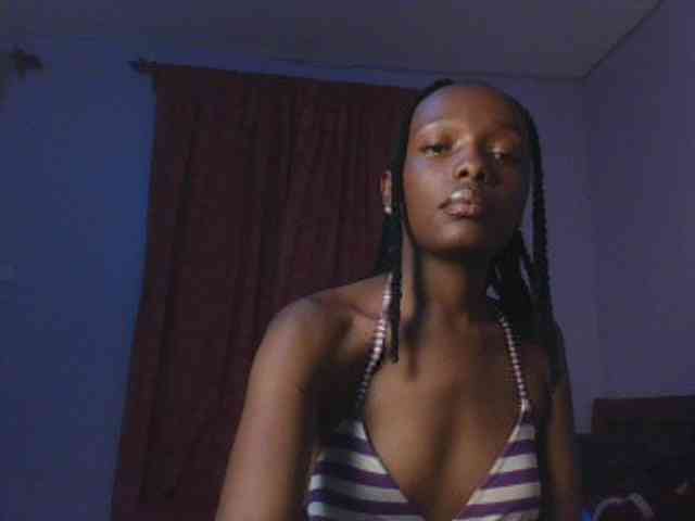 RealTemptress webcam