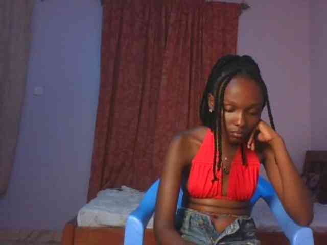 RealTemptress webcam