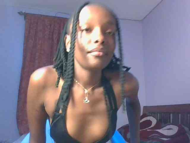 RealTemptress webcam