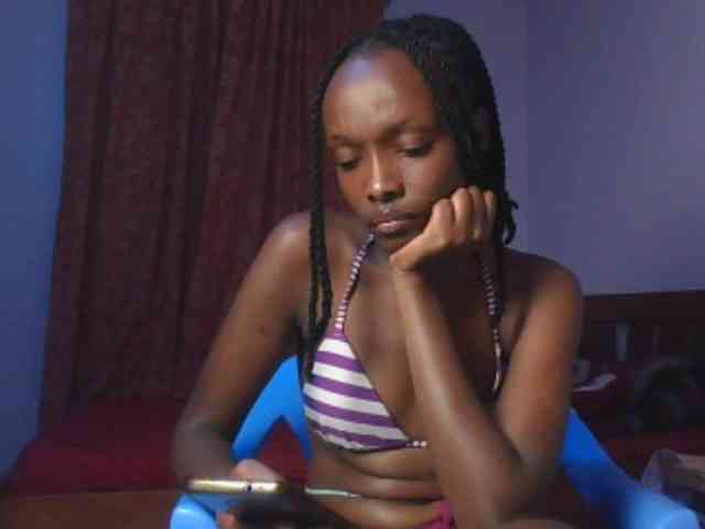 RealTemptress webcam