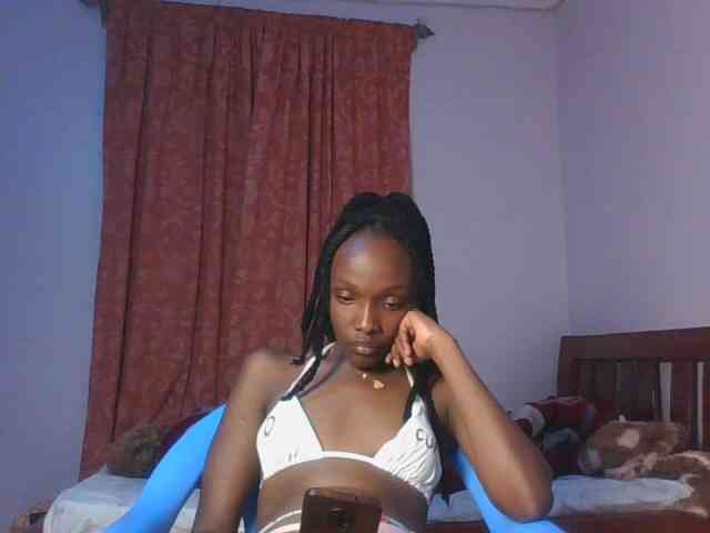 RealTemptress webcam