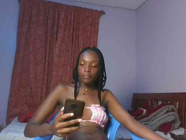 RealTemptress webcam