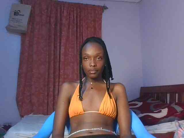 RealTemptress webcam